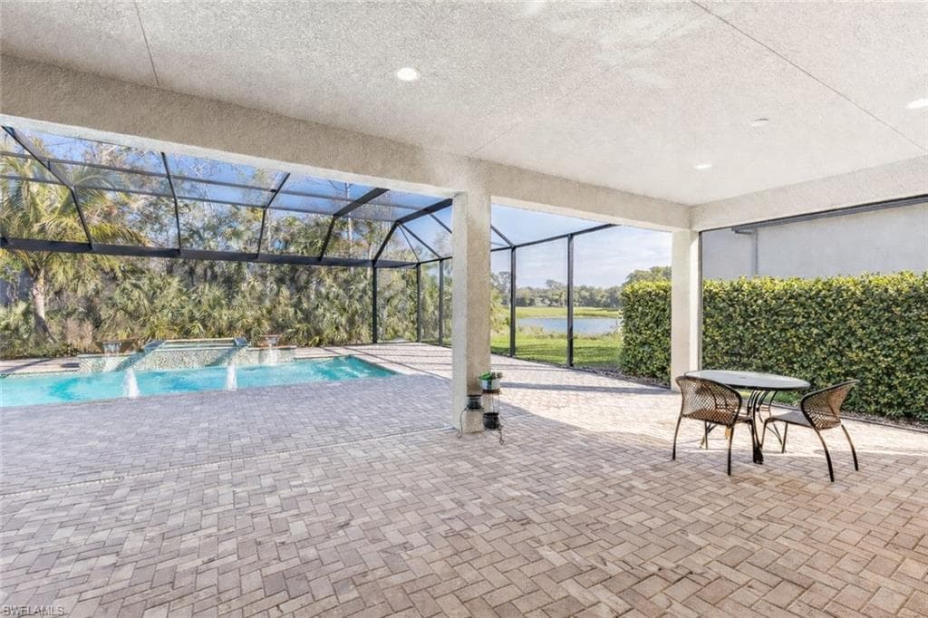12047 Oleander AVE, NAPLES FL 34120-19