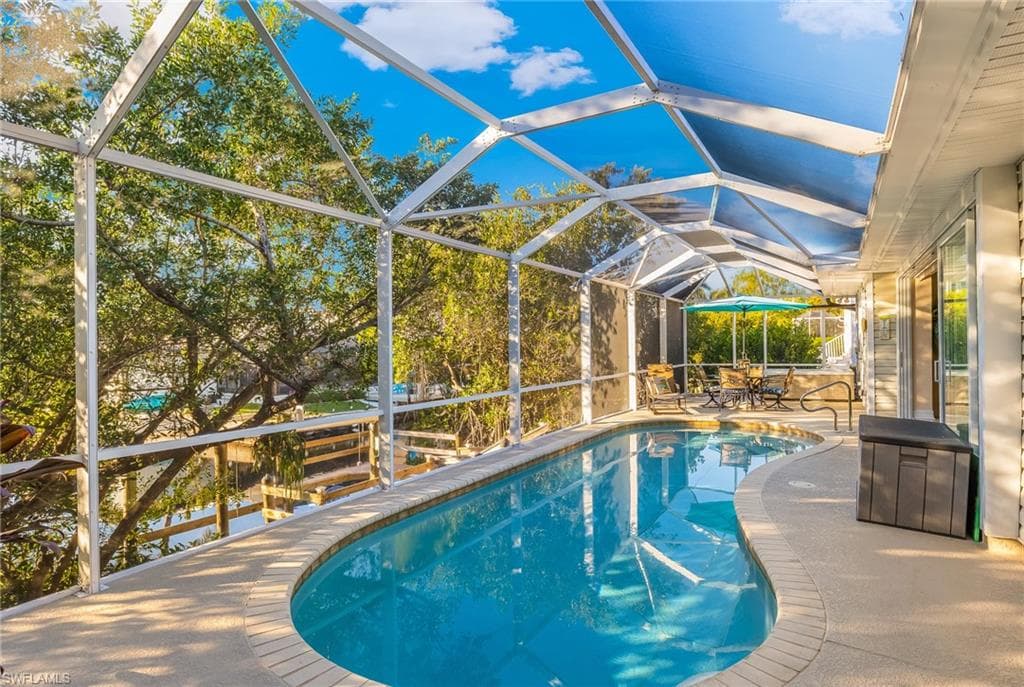 27090 Flamingo DR, BONITA SPRINGS FL 34135-18