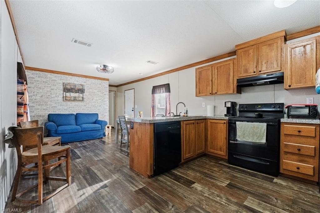 635 W Paso Fino CIR, CLEWISTON FL 33440-27