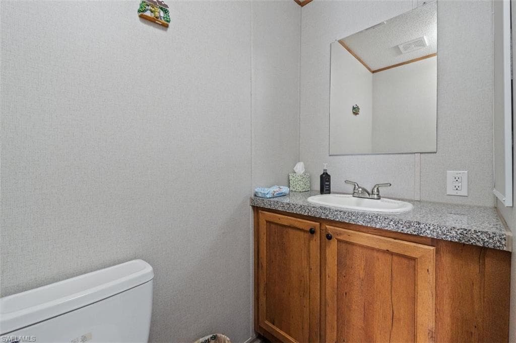 635 W Paso Fino CIR, CLEWISTON FL 33440-32