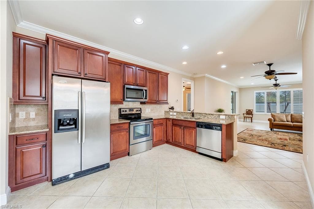 13430 Kent ST, NAPLES FL 34109-5