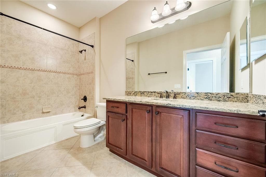 13430 Kent ST, NAPLES FL 34109-19