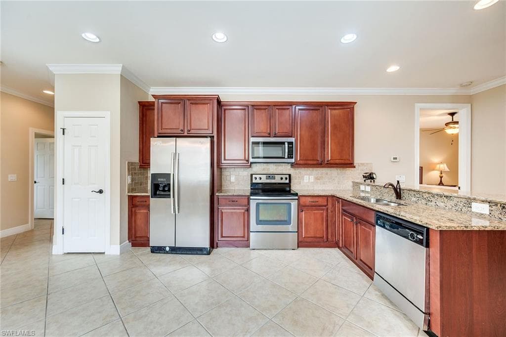13430 Kent ST, NAPLES FL 34109-8