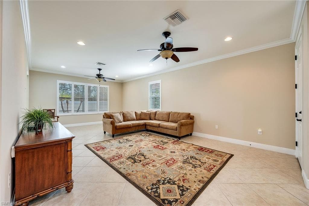 13430 Kent ST, NAPLES FL 34109-3