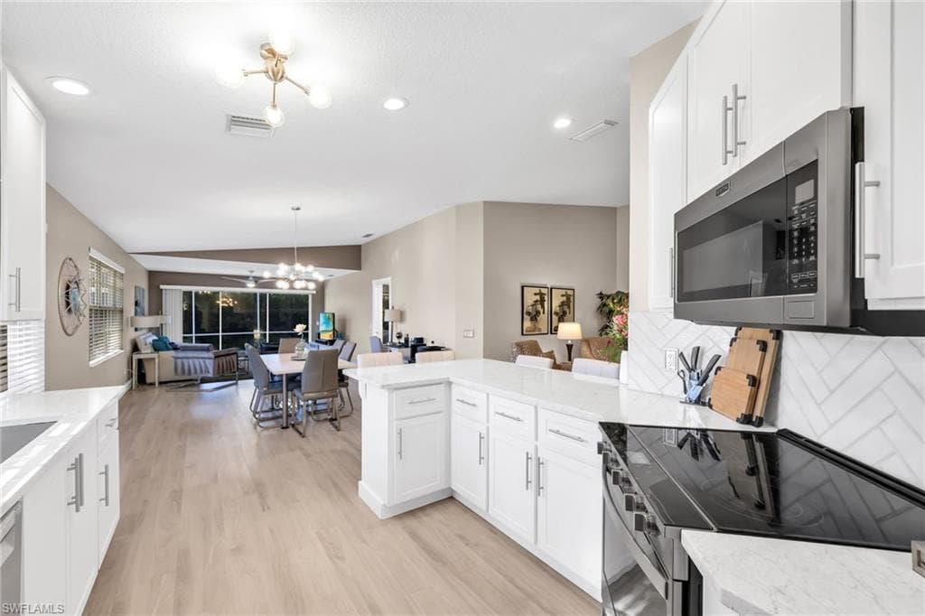 5781 Drummond WAY, NAPLES FL 34119-9