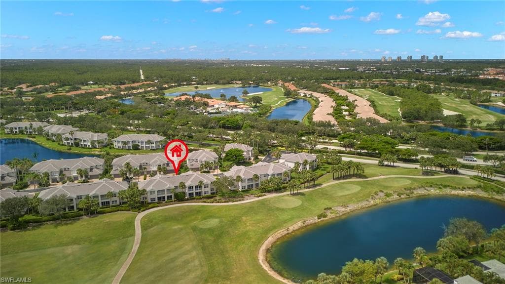 9520 Cypress Hammock CIR # 102, ESTERO FL 34135-30