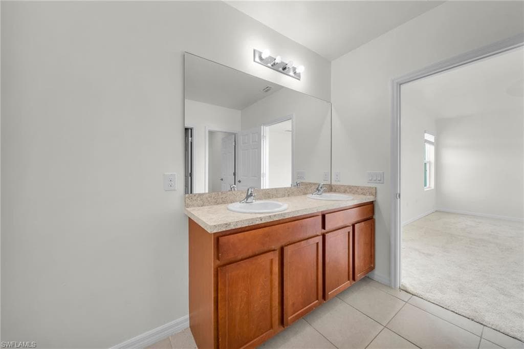 3477 Acapulco CIR, CAPE CORAL FL 33909-21