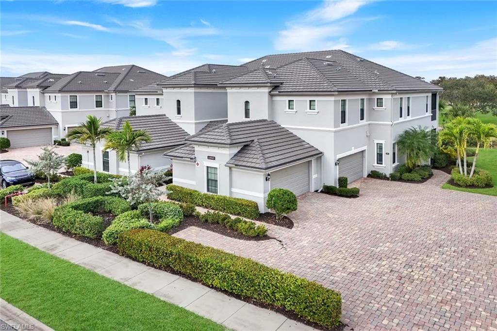 12045 Covent Garden CT # 2101, NAPLES FL 34120-25