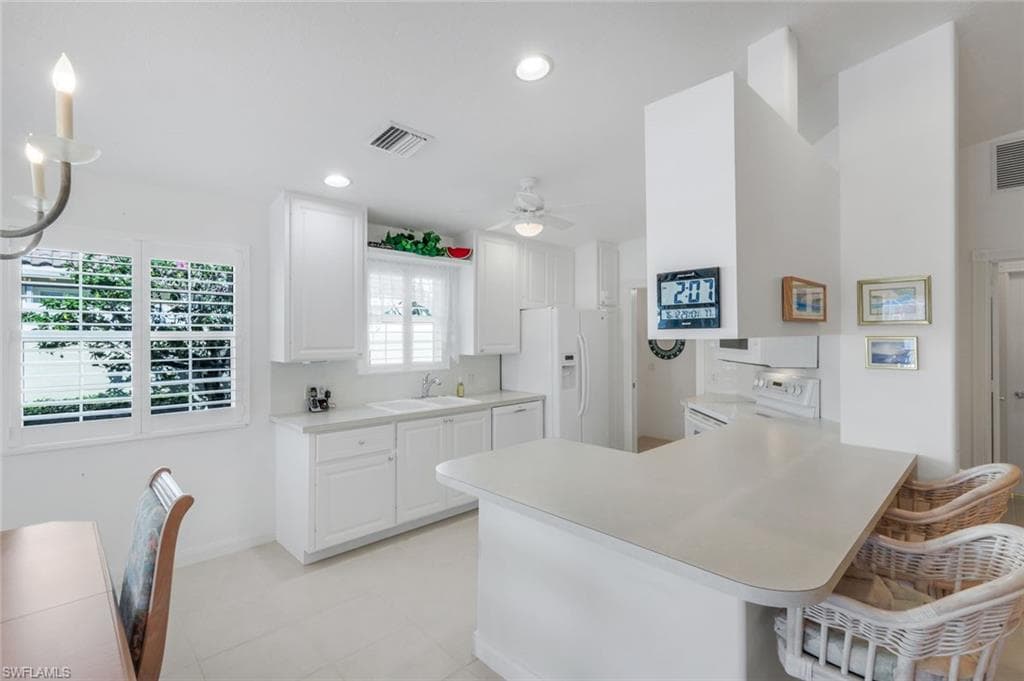 3609 Exuma WAY, NAPLES FL 34119-15