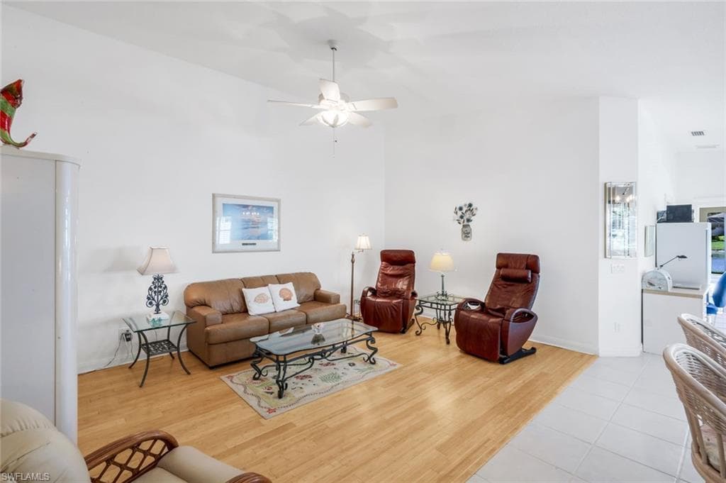 3609 Exuma WAY, NAPLES FL 34119-8