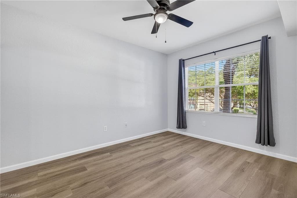 15585 Ocean Walk CIR # 215, FORT MYERS FL 33908-8