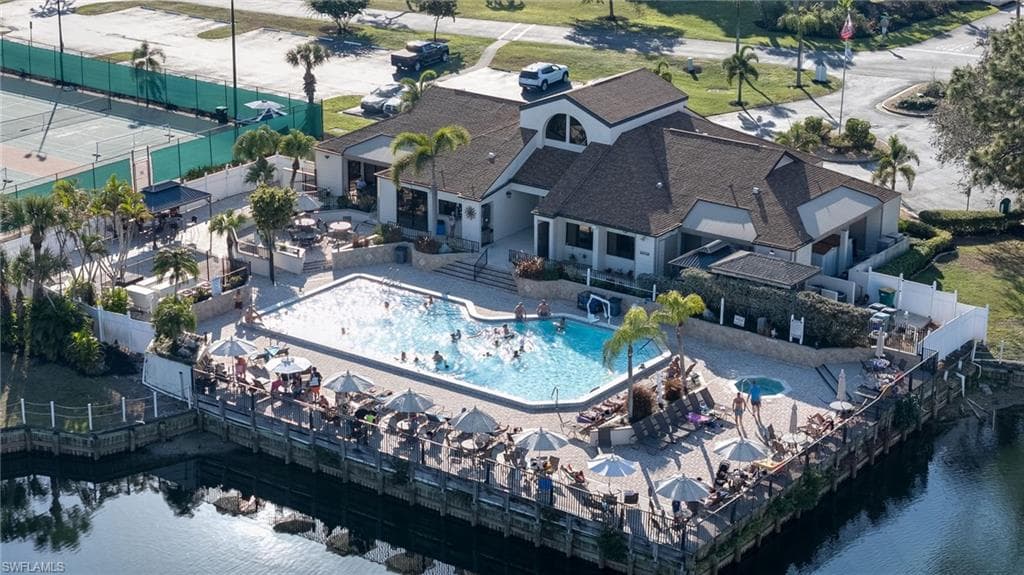 17260 Eagle TRCE # 6, FORT MYERS FL 33908-27