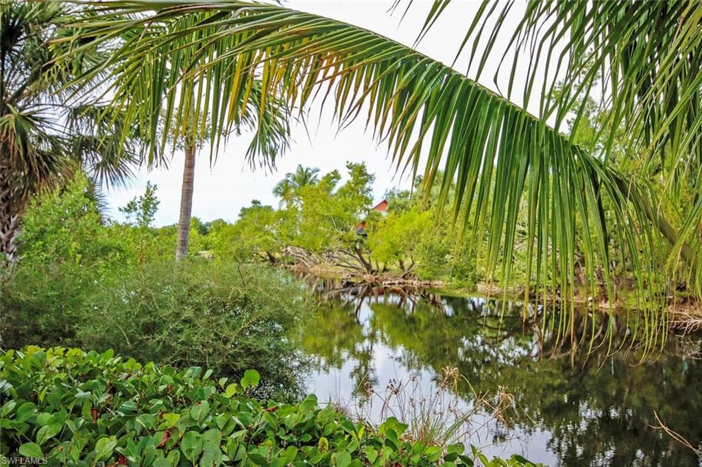 1319 Par View DR, SANIBEL FL 33957-31