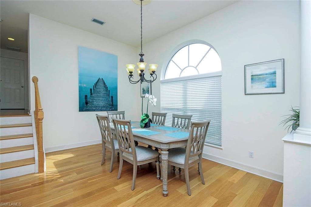 1319 Par View DR, SANIBEL FL 33957-8