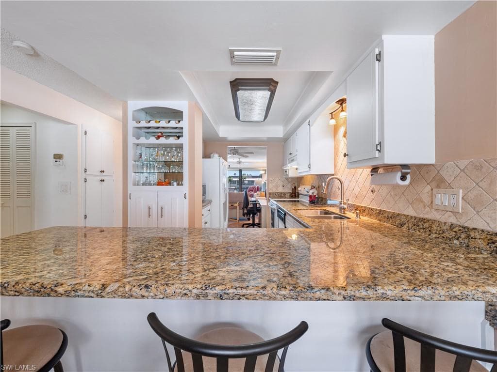 4218 SE 20th PL # D5, CAPE CORAL FL 33904-15