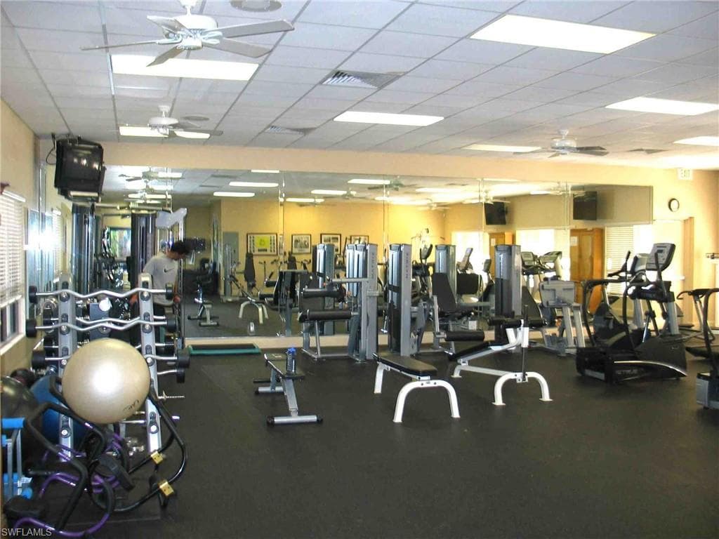 8917 Greenwich Hills WAY, FORT MYERS FL 33908-14