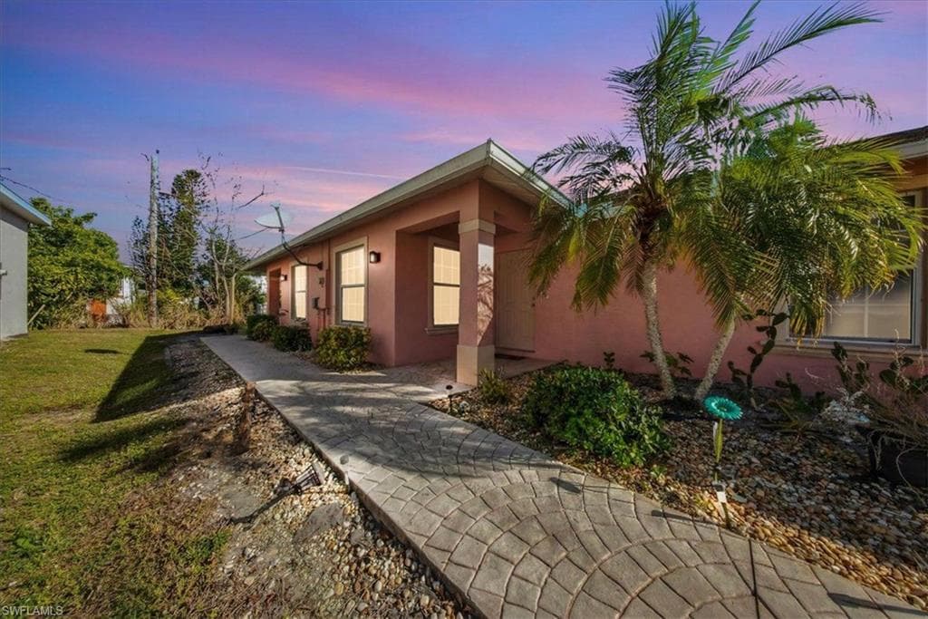 4438 Pine Lake RD, BONITA SPRINGS FL 34134-1