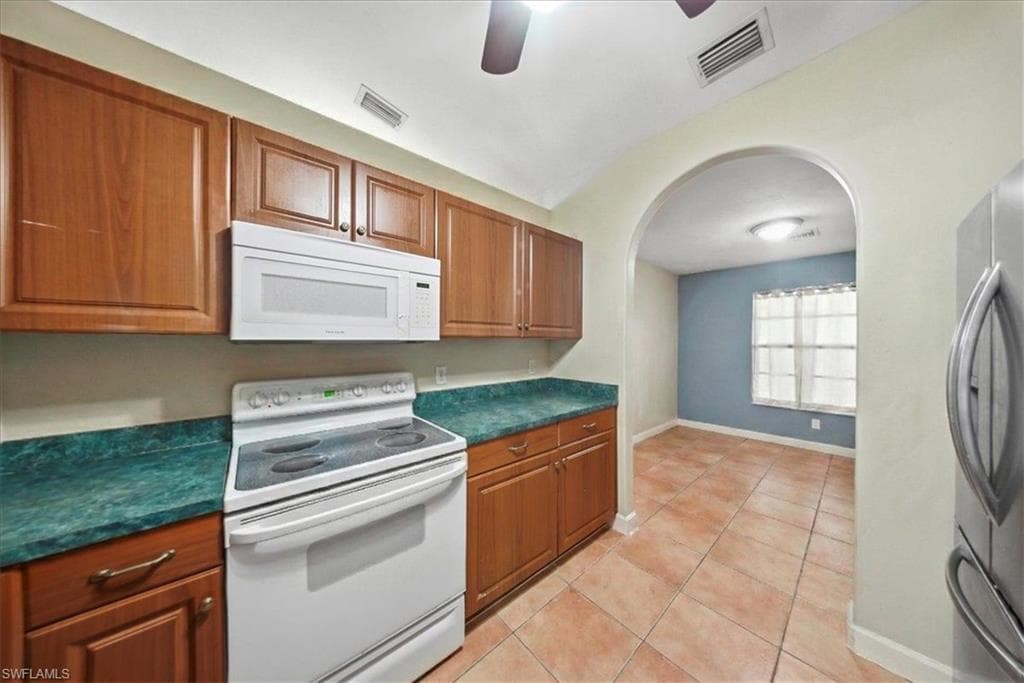 4438 Pine Lake RD, BONITA SPRINGS FL 34134-6