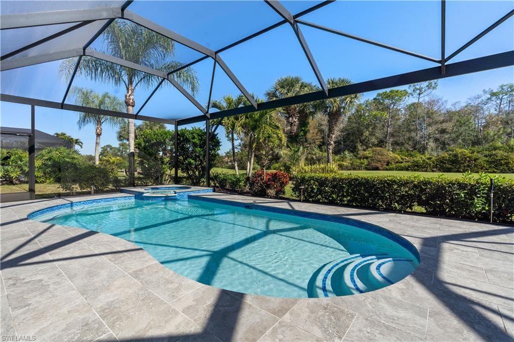 7834 Naples Heritage DR, NAPLES FL 34112-25