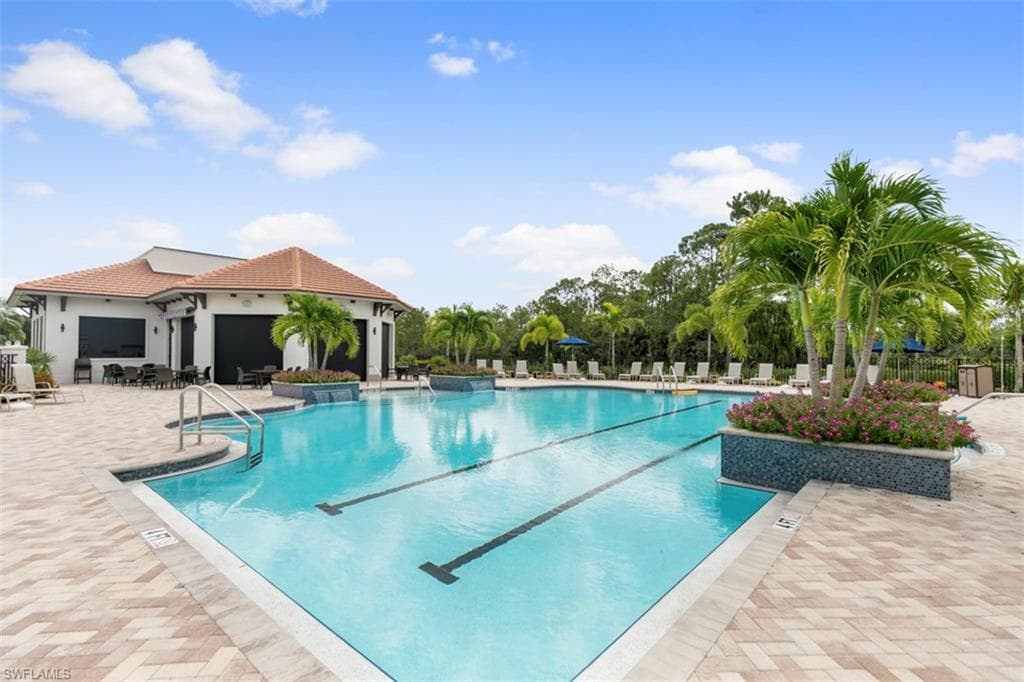 7834 Naples Heritage DR, NAPLES FL 34112-34