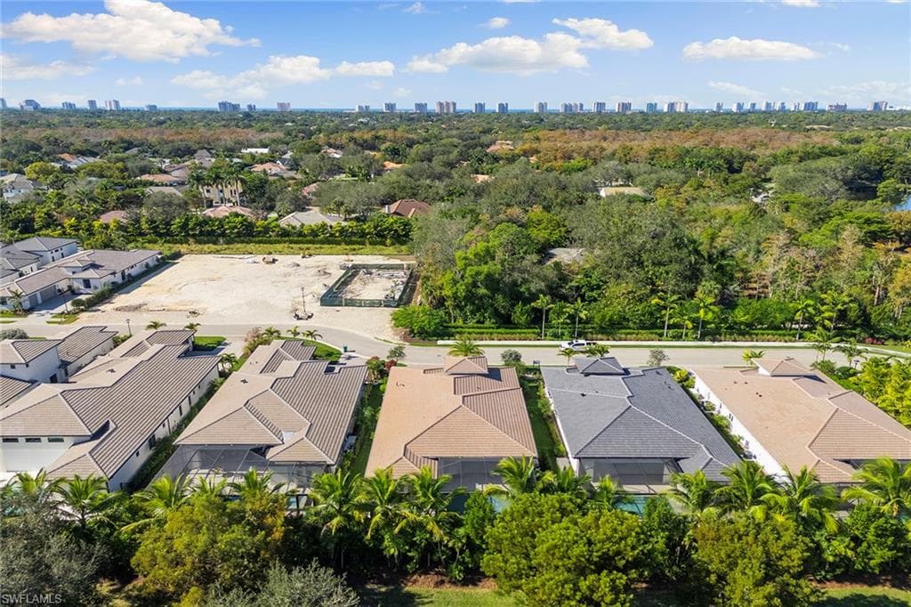 2036 Cambridge Park DR, NAPLES FL 34109-41