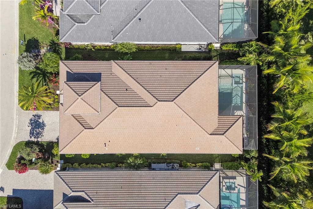 2036 Cambridge Park DR, NAPLES FL 34109-40