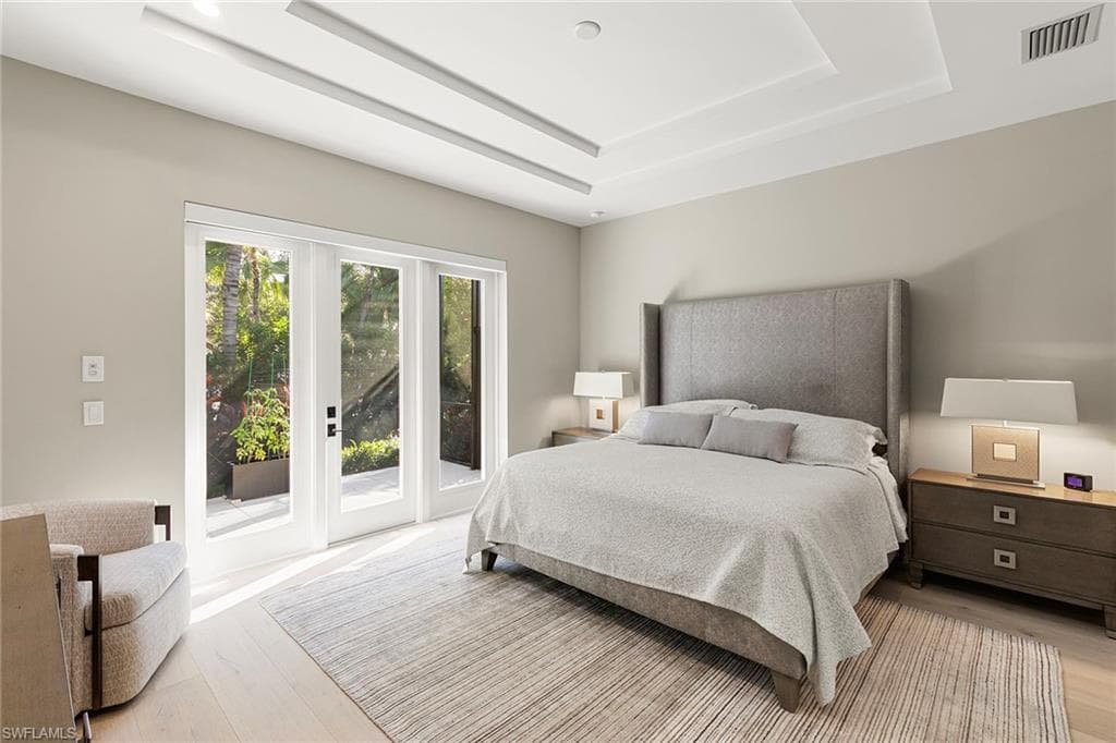2036 Cambridge Park DR, NAPLES FL 34109-18