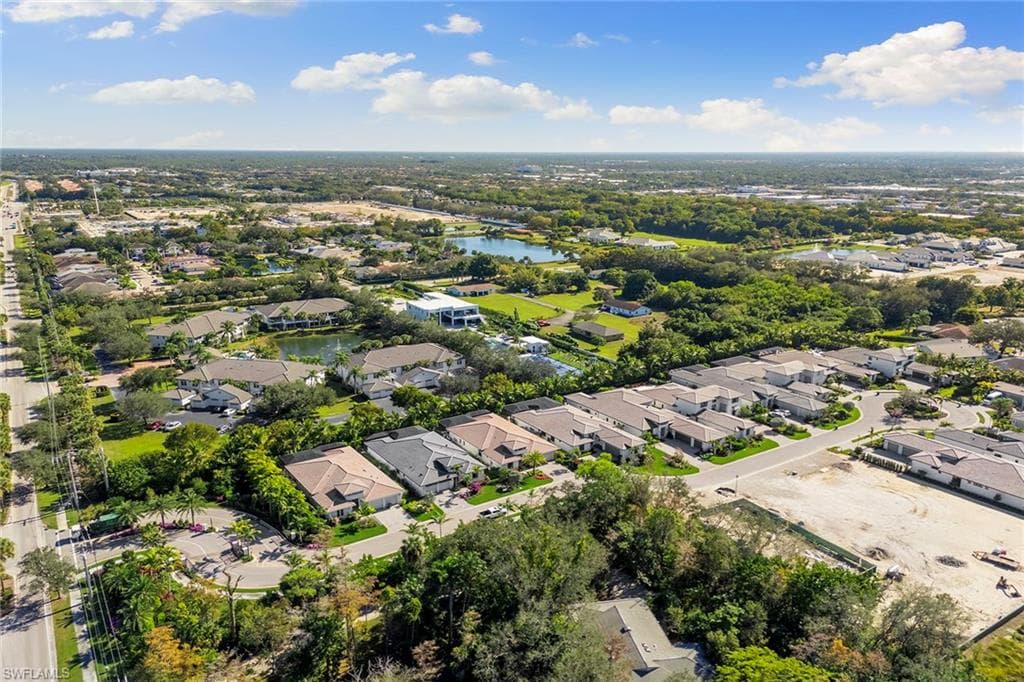 2036 Cambridge Park DR, NAPLES FL 34109-39