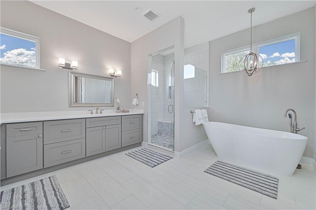 27570 Tarpon WAY, BONITA SPRINGS FL 34134-40