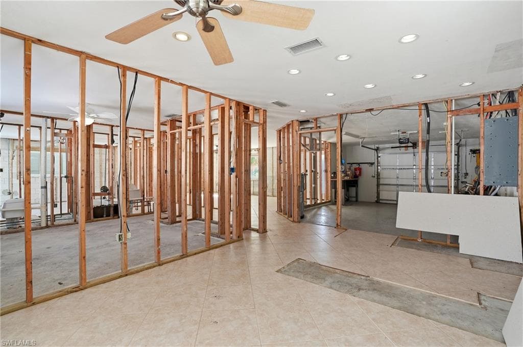 193 Hibiscus DR, FORT MYERS BEACH FL 33931-22