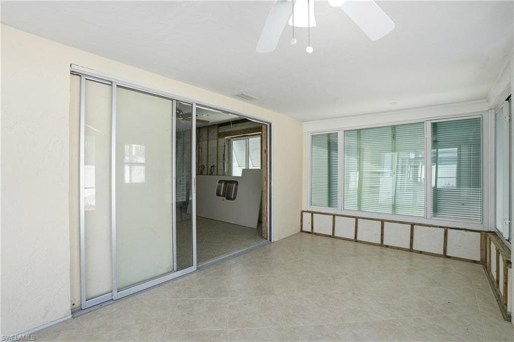 193 Hibiscus DR, FORT MYERS BEACH FL 33931-18