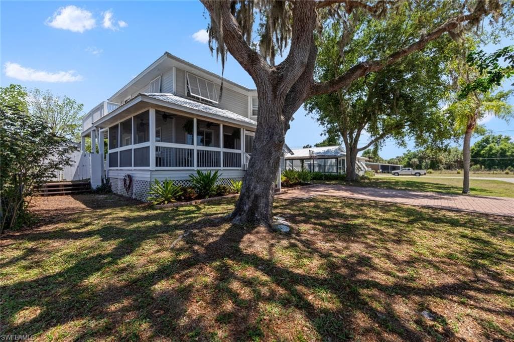 2040 Clarke AVE, FORT MYERS FL 33905-30