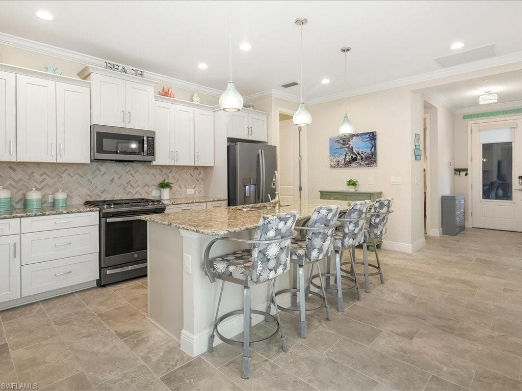2227 Marquesa CIR, NAPLES FL 34112-6