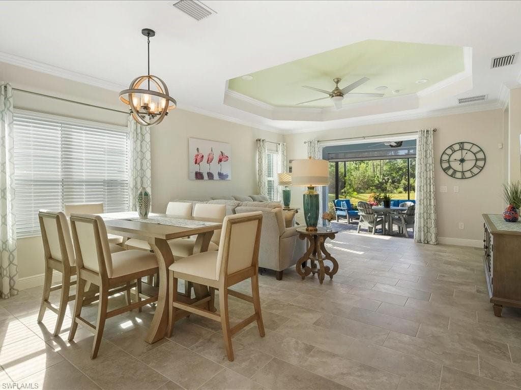 2227 Marquesa CIR, NAPLES FL 34112-2
