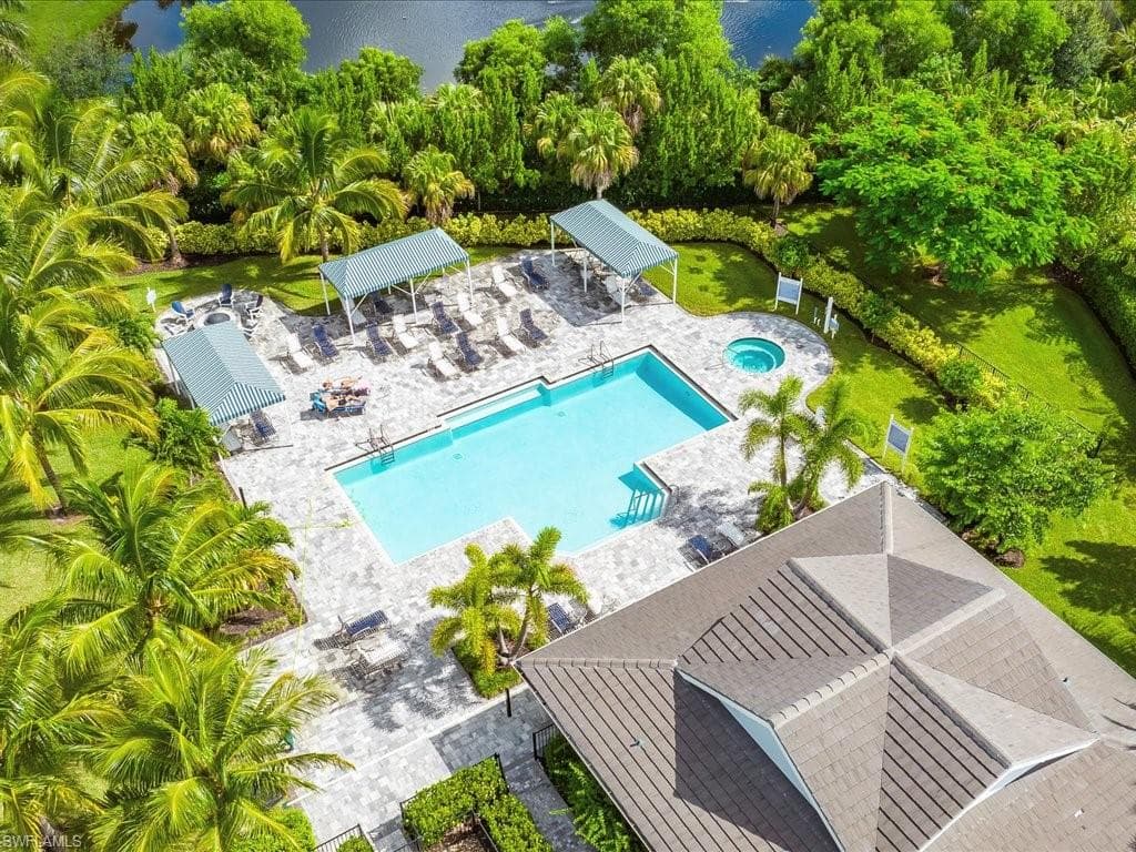 2227 Marquesa CIR, NAPLES FL 34112-23