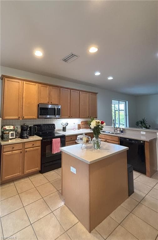 8042 Silver Birch WAY, LEHIGH ACRES FL 33971-9