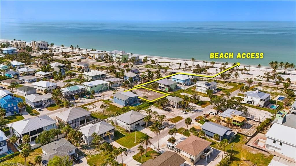 121 Gulf Island DR, FORT MYERS BEACH FL 33931-13