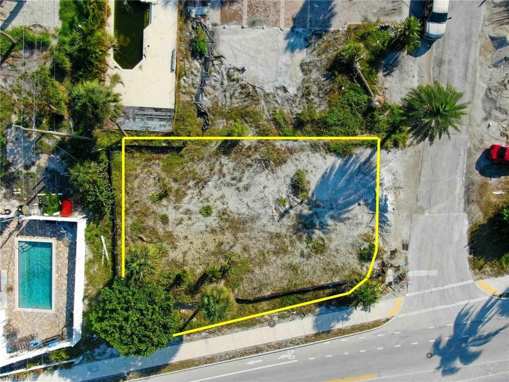 3891 Estero BLVD, FORT MYERS BEACH FL 33931-14