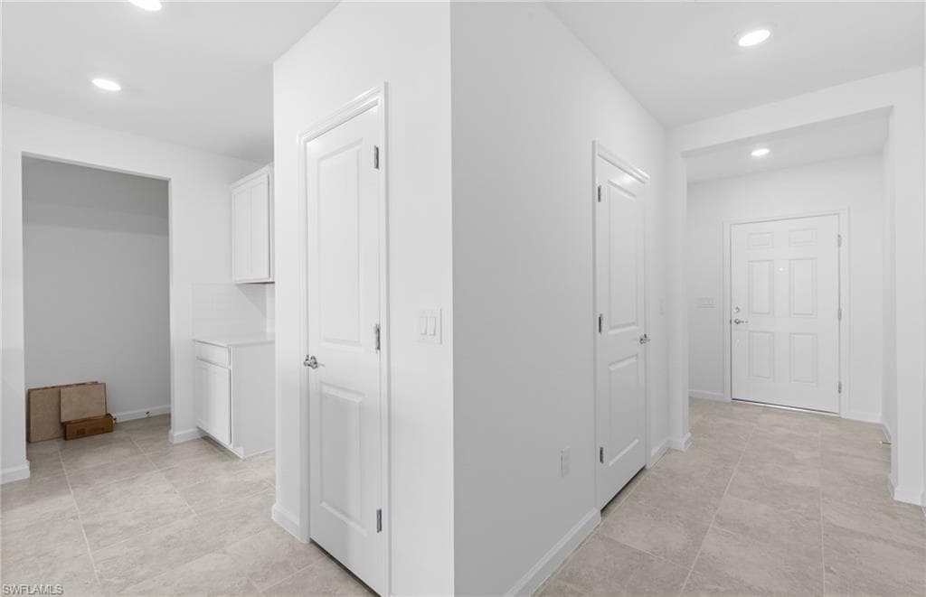 1587 Lake Jessup CIR, CAPE CORAL FL 33909-5