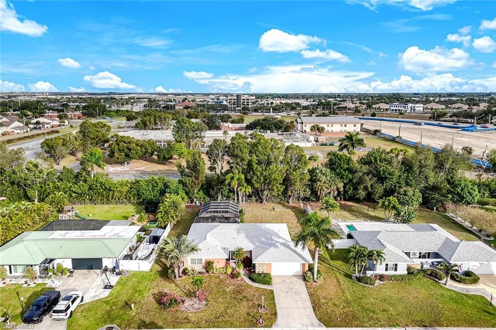 5203 SELBY DR, FORT MYERS FL 33919-3