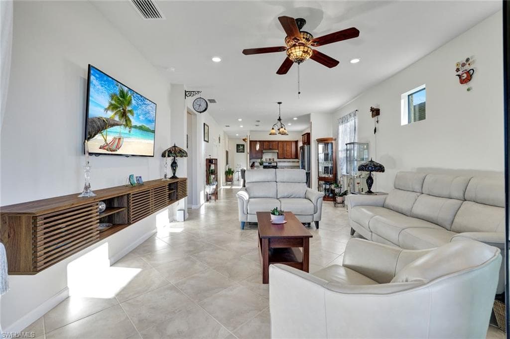 2171 YELLOWFIN CIR-9