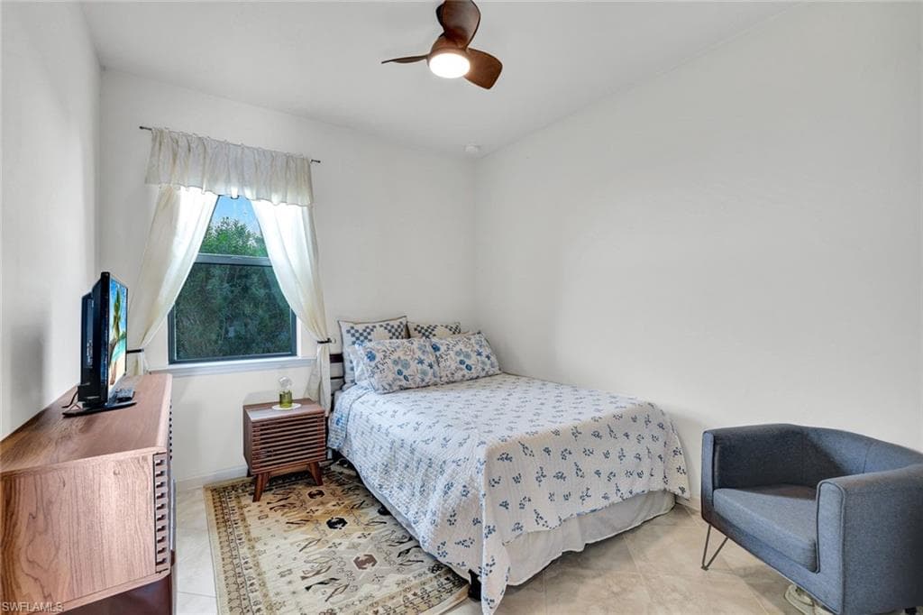 2171 YELLOWFIN CIR-18
