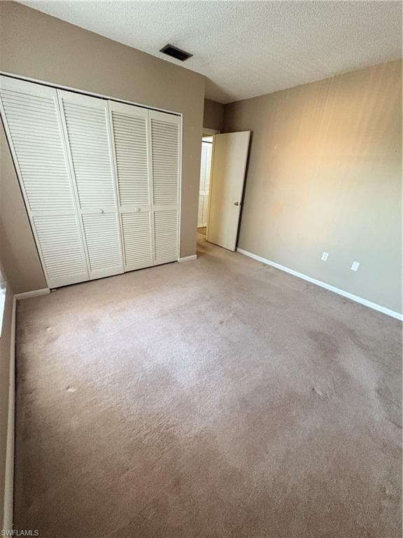 8893 Somerset BLVD, FORT MYERS FL 33919-19