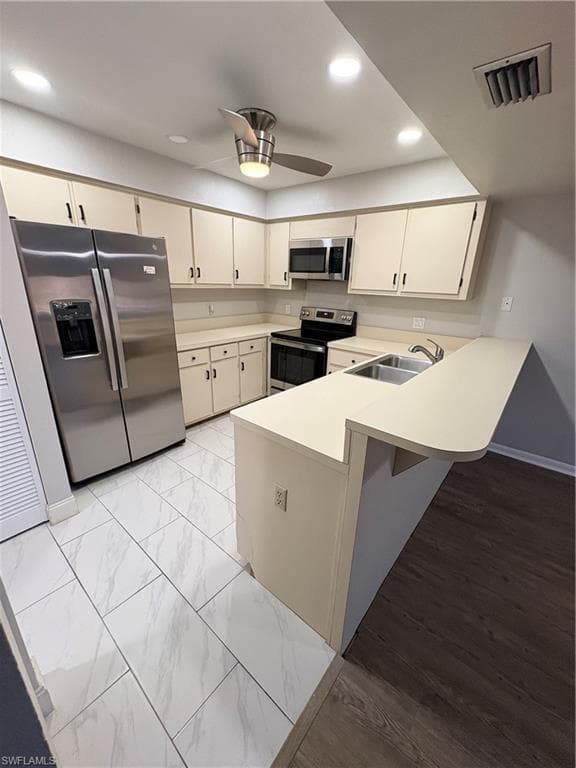 8893 Somerset BLVD, FORT MYERS FL 33919-8