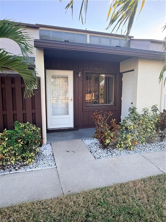 8893 Somerset BLVD, FORT MYERS FL 33919-3