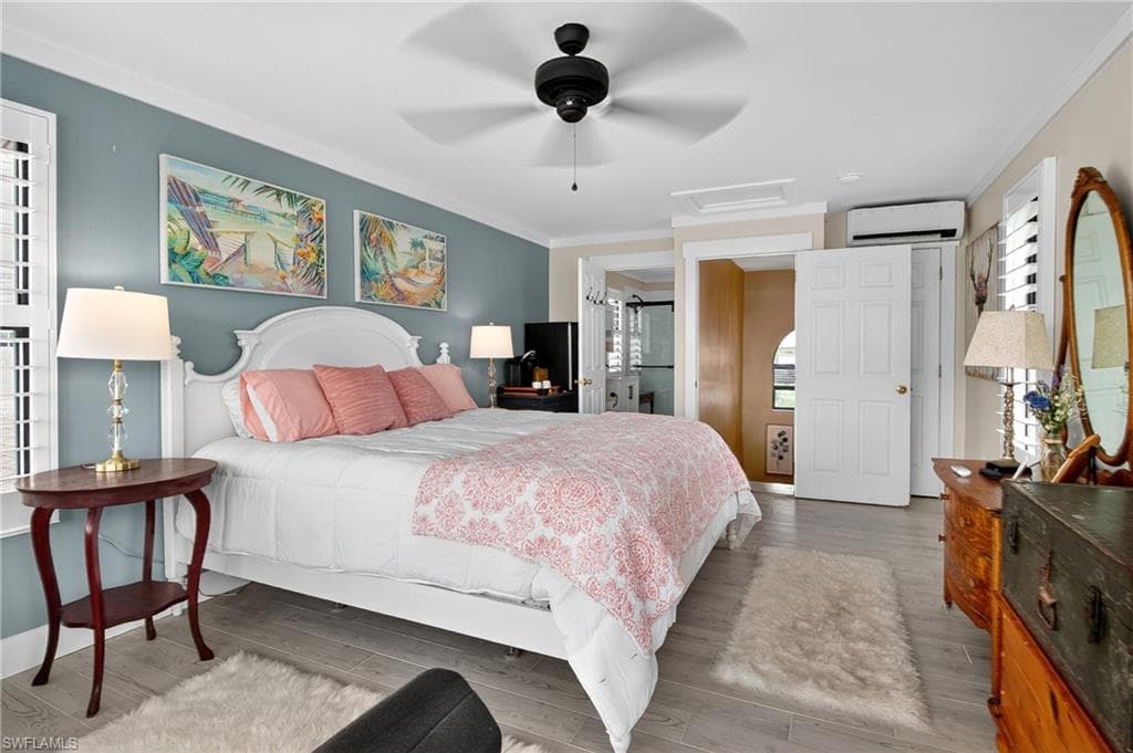 190 Tahiti CIR, NAPLES FL 34113-13