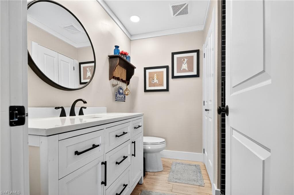 190 Tahiti CIR, NAPLES FL 34113-18