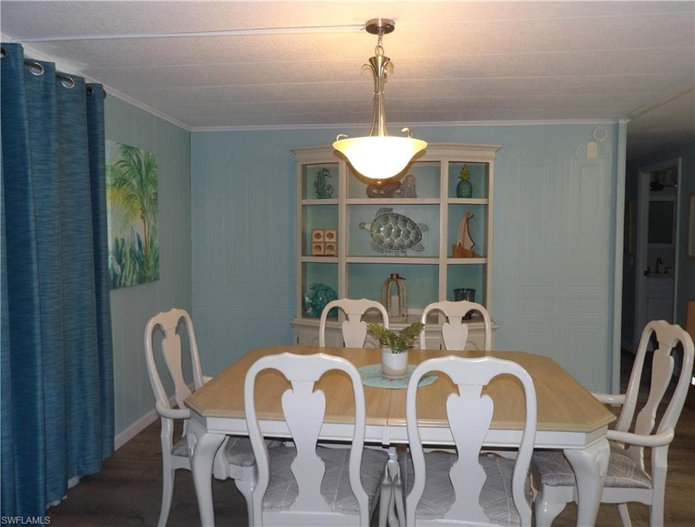 413 Timber LN N, NORTH FORT MYERS FL 33917-4