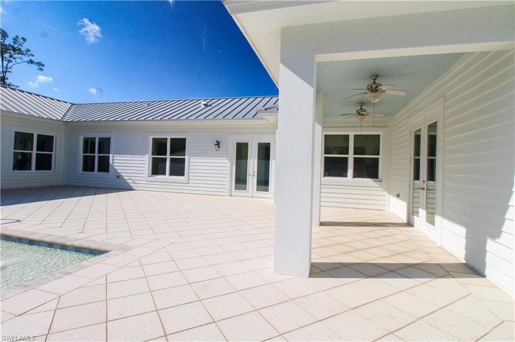 6184 WHITAKER RD, NAPLES FL 34112-2