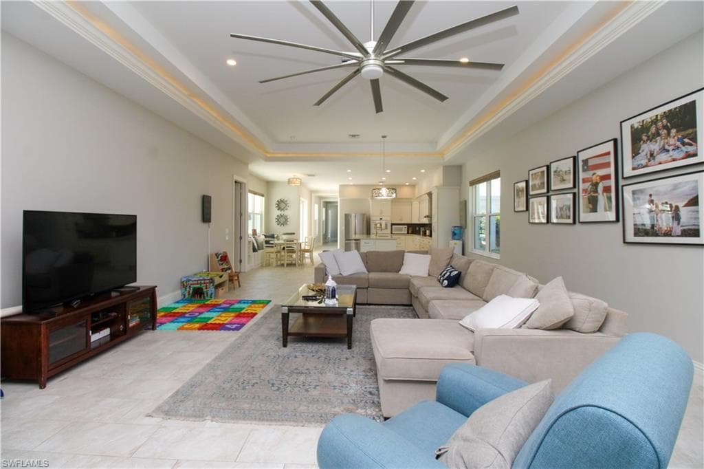 6184 WHITAKER RD, NAPLES FL 34112-27
